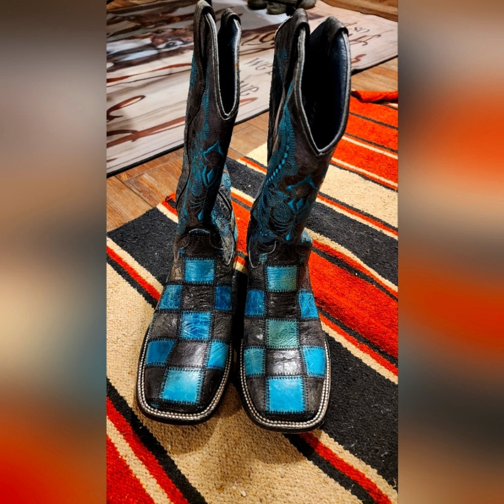 Mens Ferrini Boots size 9